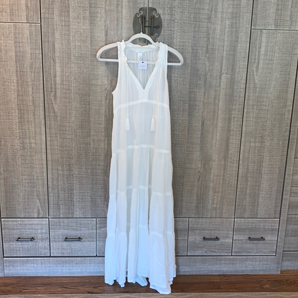 Club Monaco Dresses & Skirts - Club Monaco White Rayon Ruffle Collar Maxi Slip Dress‎